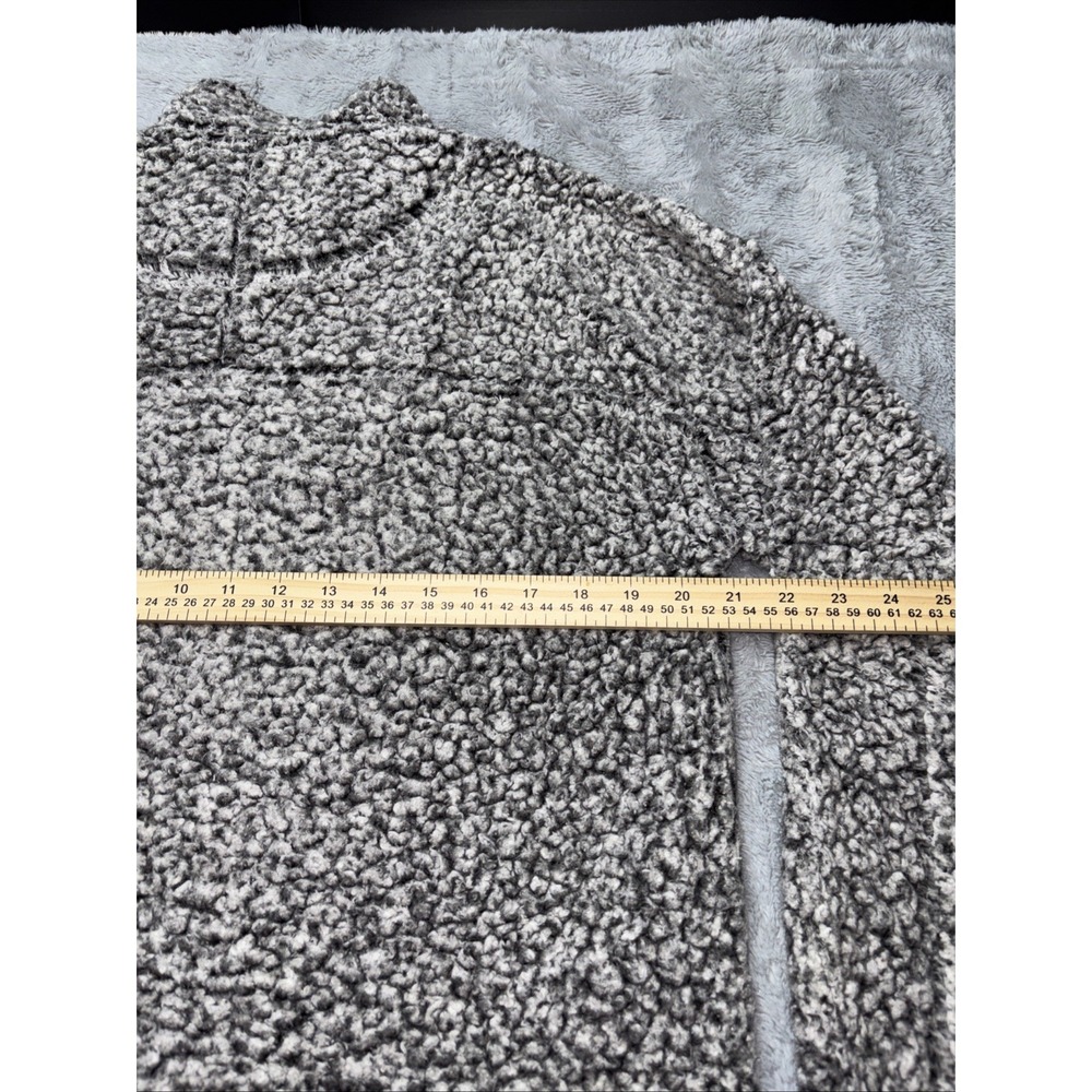 True grit Sm gray pullover Fleece - Picture 7 of 10